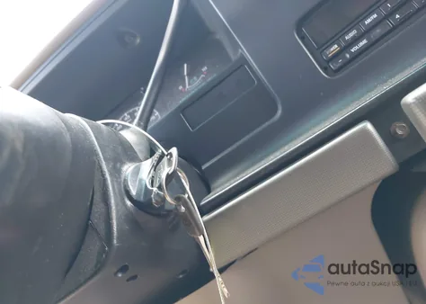 1996 Ford Econoline E150 Van z USA, uszkodzony, nr VIN 1FDEE14H1THA49559